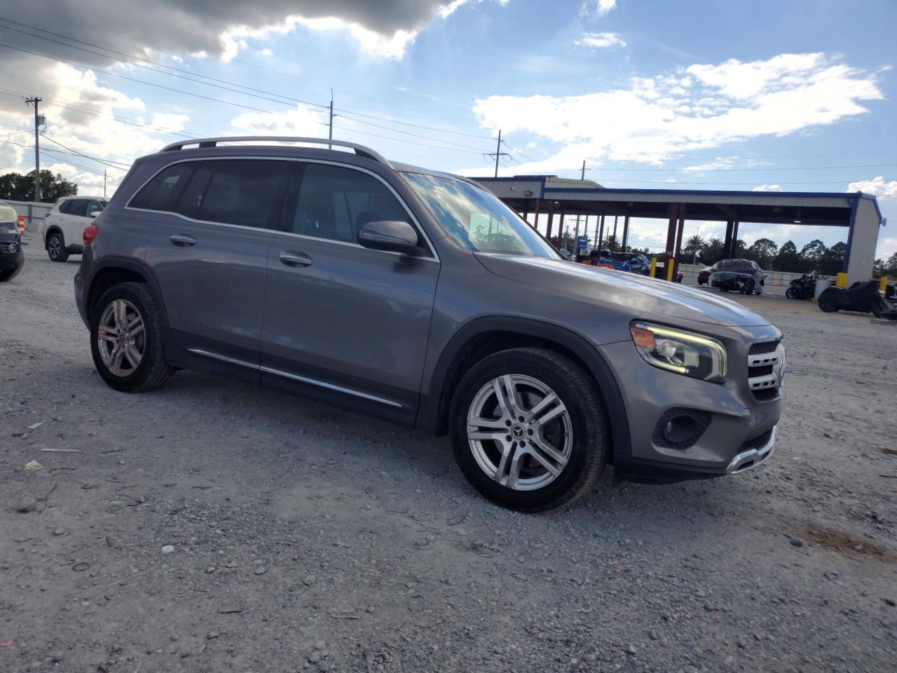 2020 Mercedes-Benz Glb 250 4Matic - Image 4