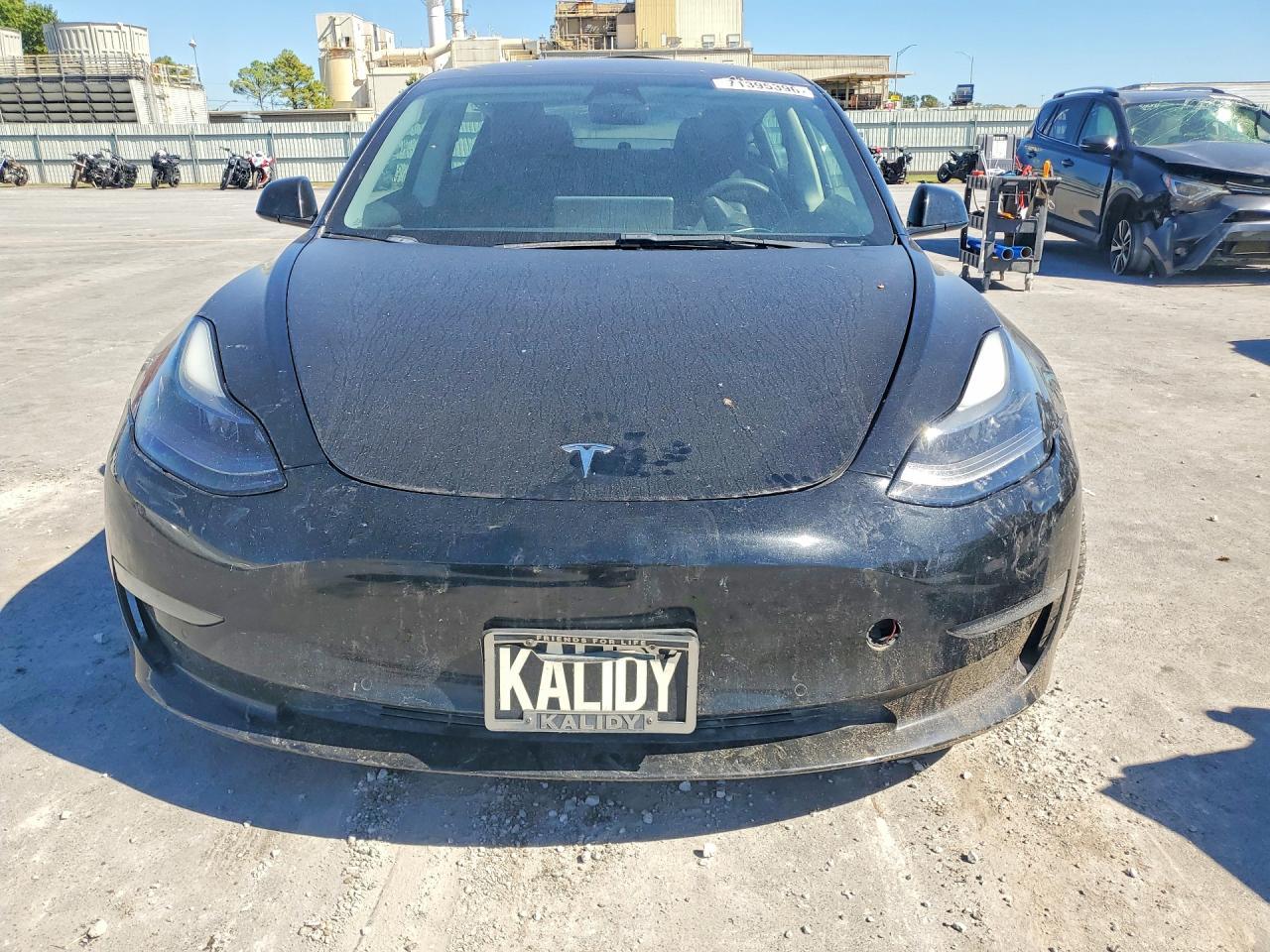 2022 Tesla Model 3 - Image 5