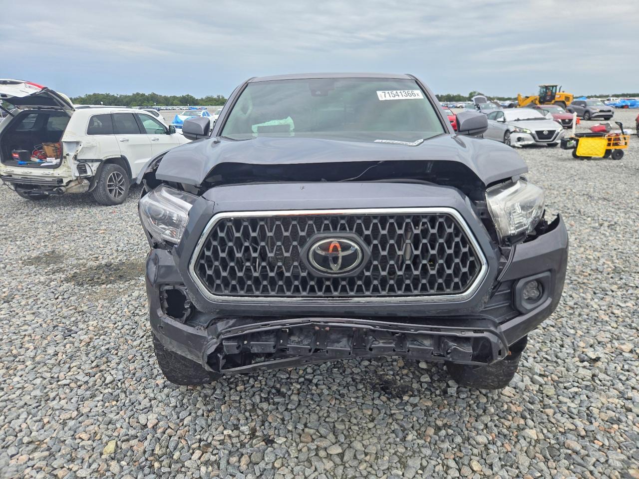 2021 Toyota Tacoma Sr5 V6 - Image 5