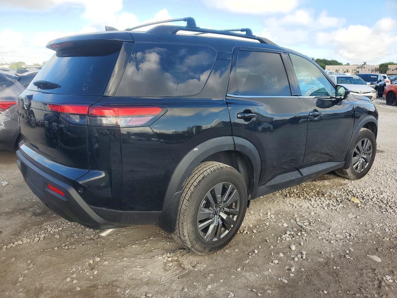 2025 Nissan Pathfinder Sv - Фото 3
