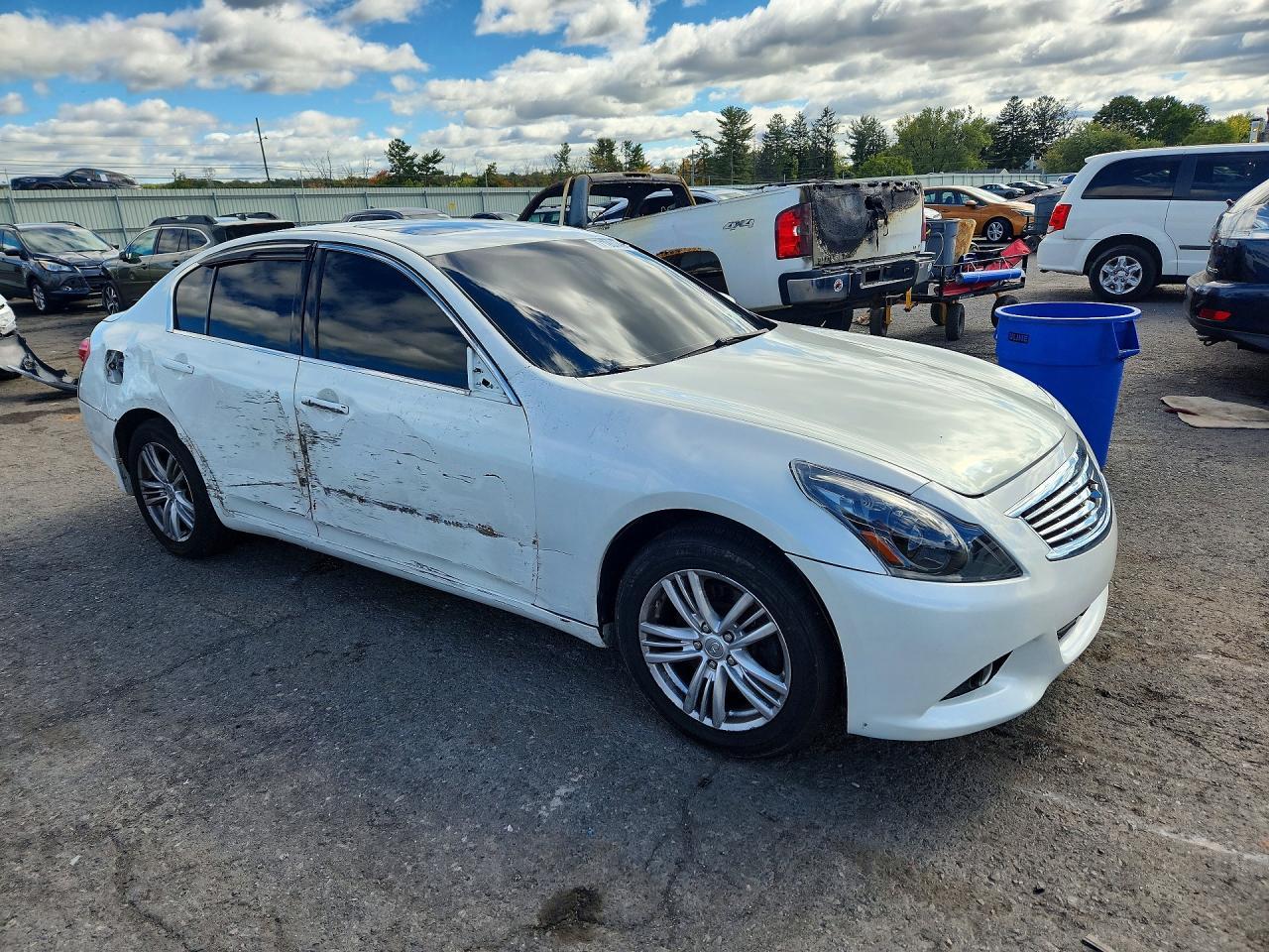 2011 Infiniti G37 Sedan X - Image 4