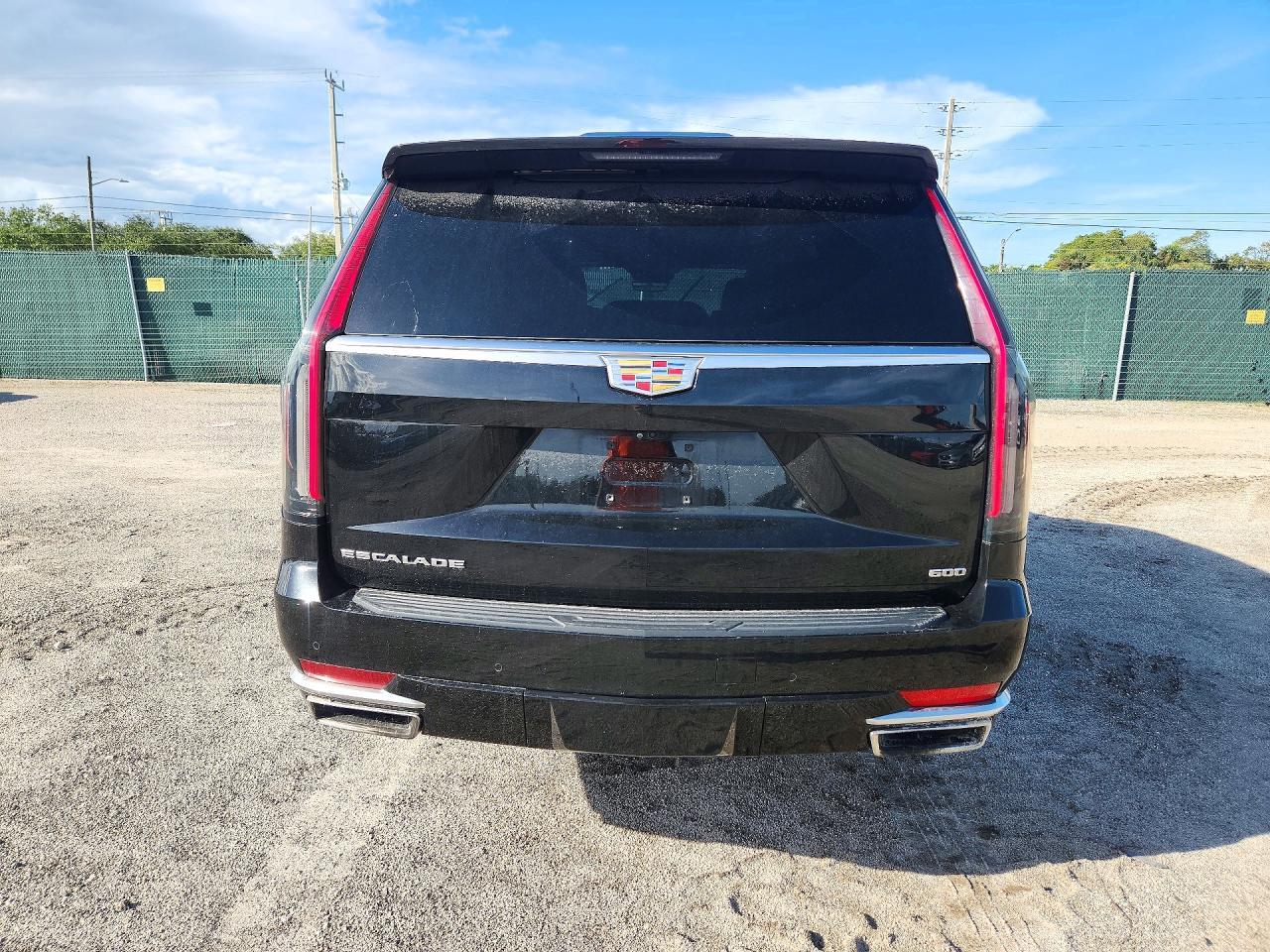 2021 Cadillac Escalade Premium Luxury - Image 6