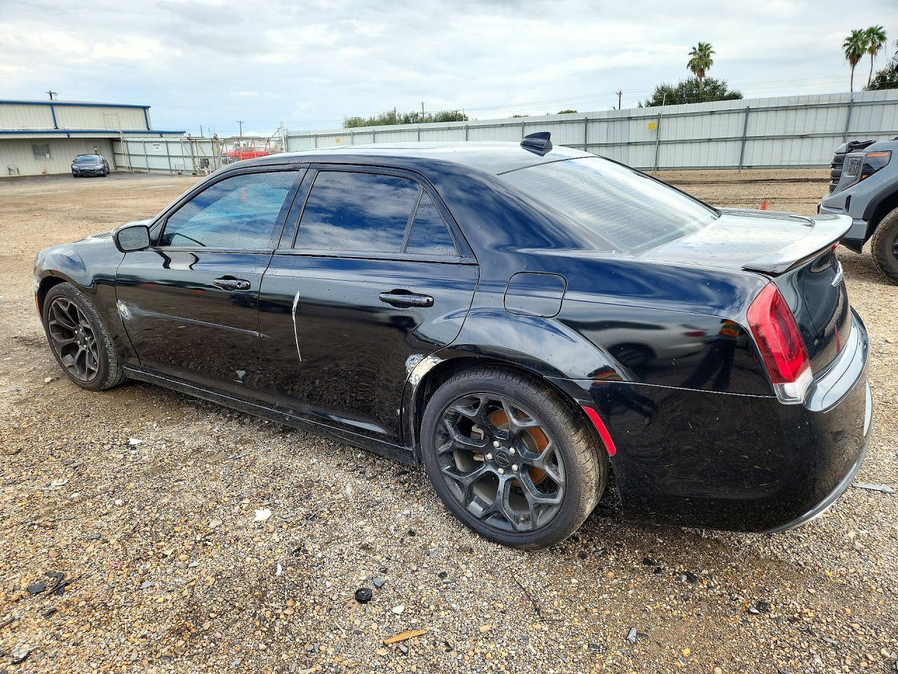 2019 Chrysler 300 S - Image 2