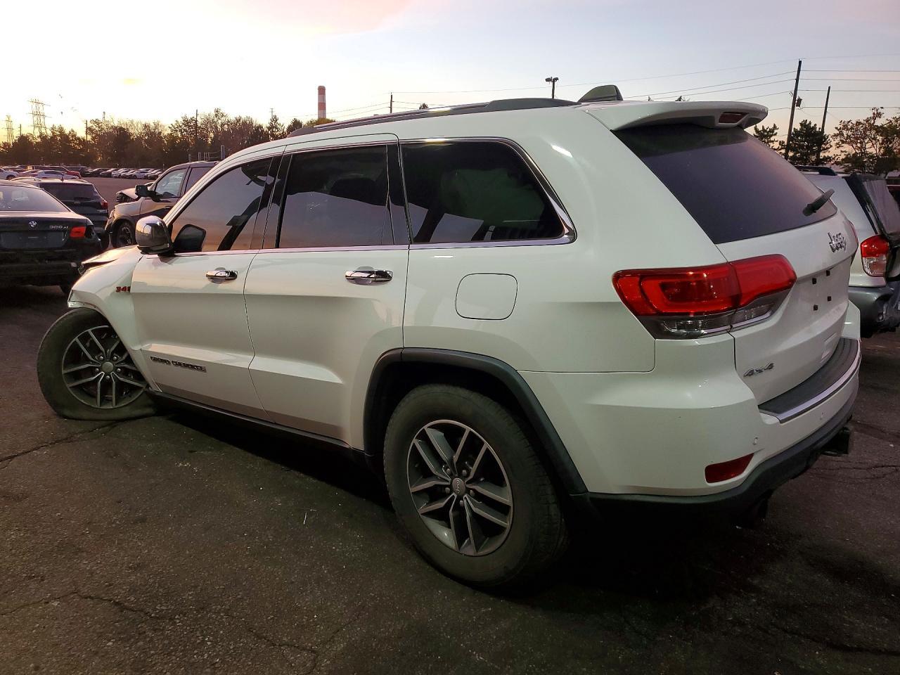 2017 Jeep Grand Cherokee Limited - Фото 2