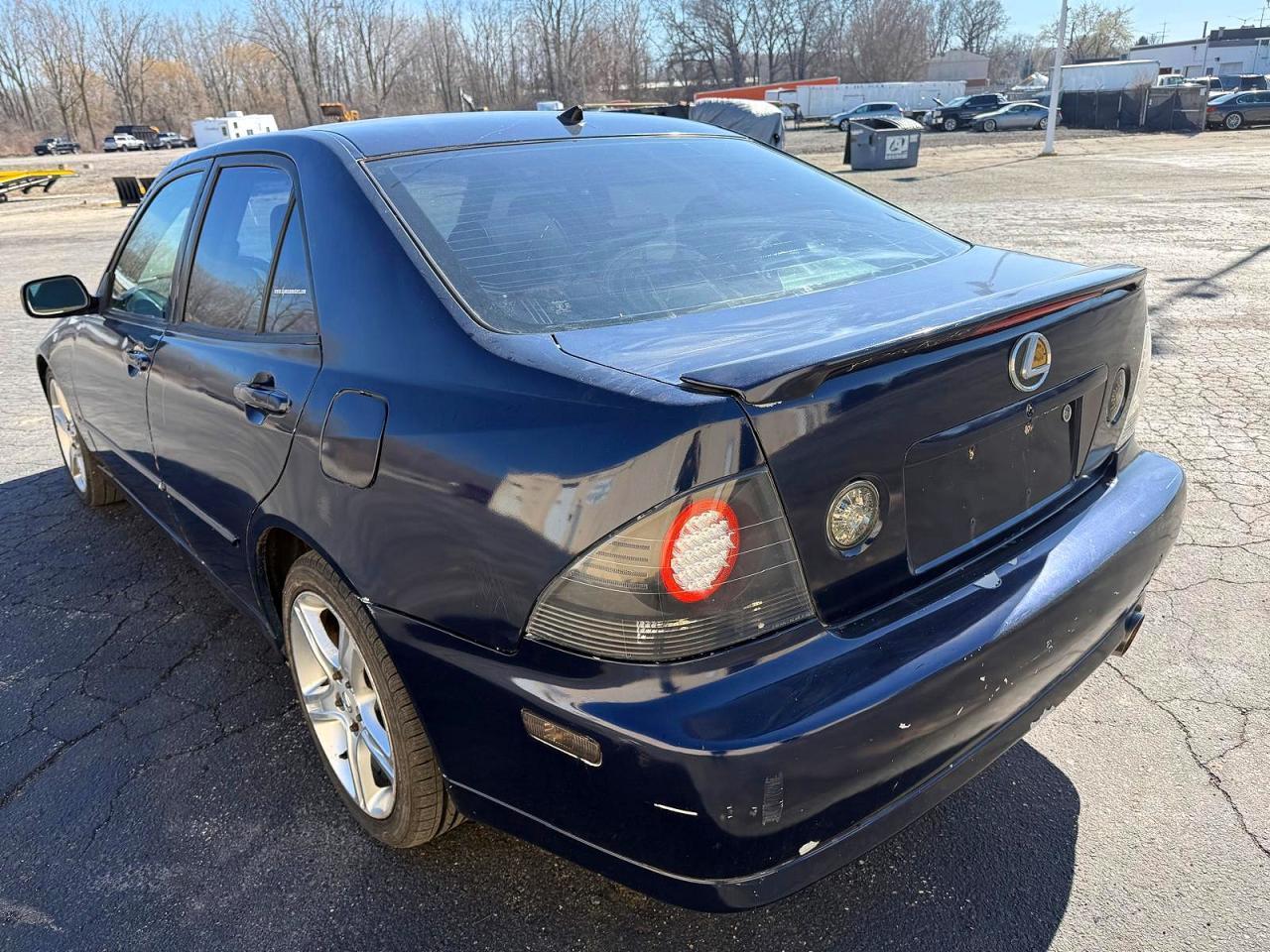 2003 Others 2003 Lexus Is 300 Jthbd1926300 - Image 2