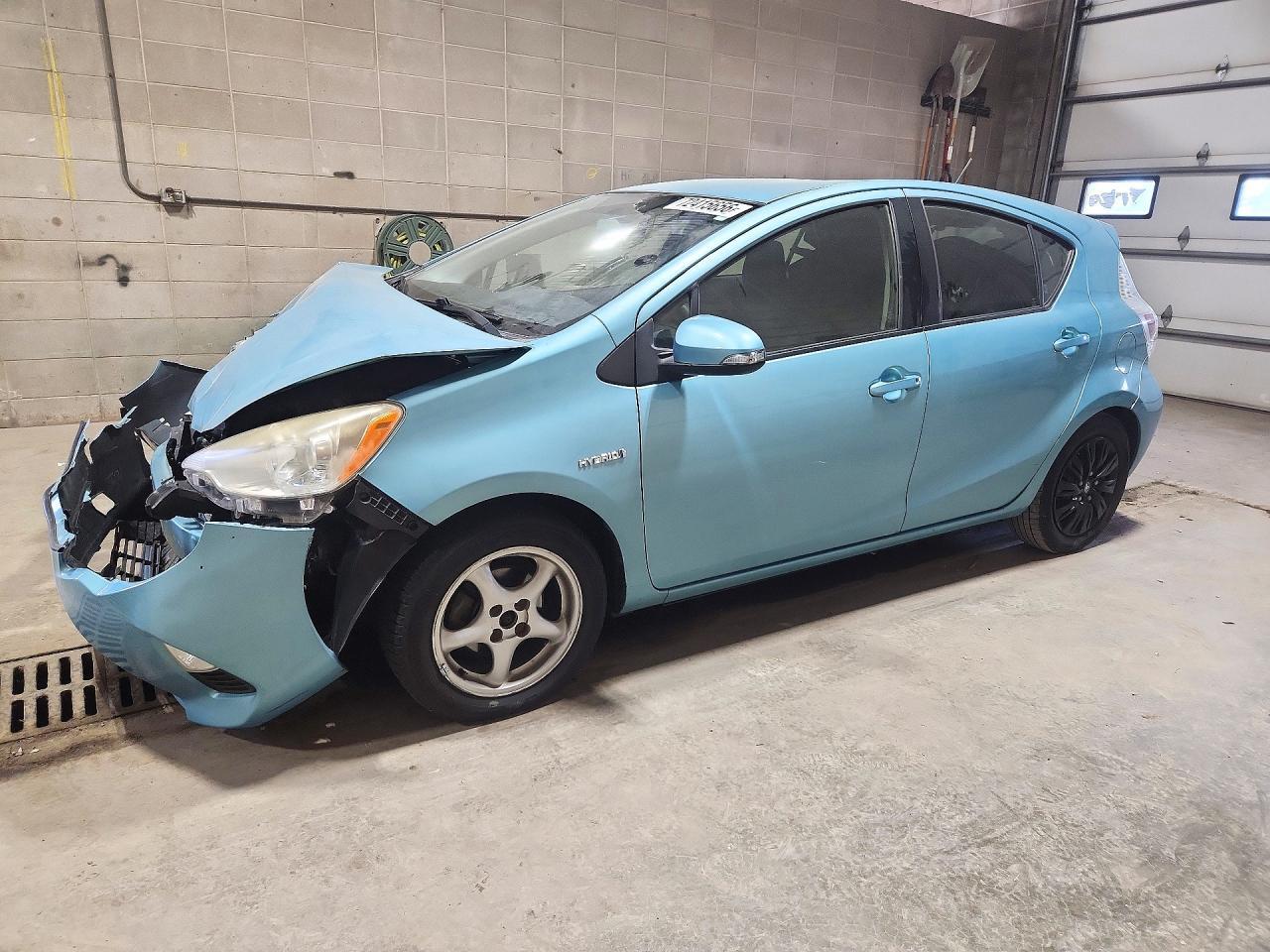 2013 Toyota Prius C Two