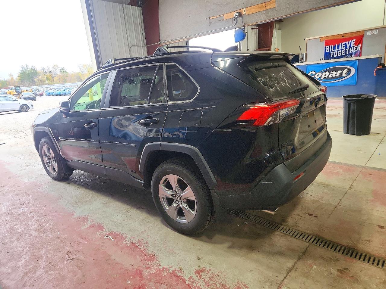 2022 Toyota Rav4 Xle - Фото 2