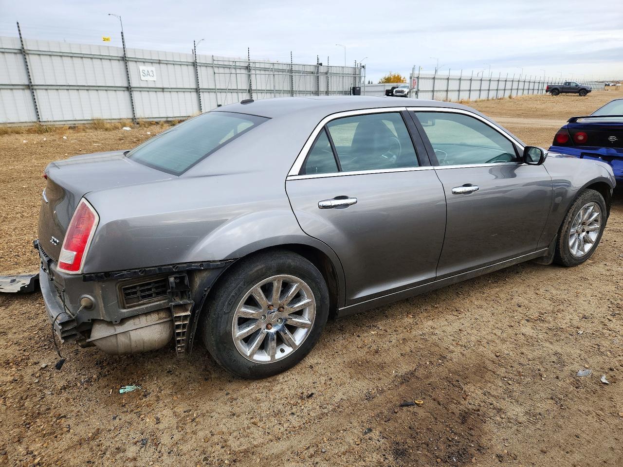 2012 Chrysler 300 Limited - Фото 3