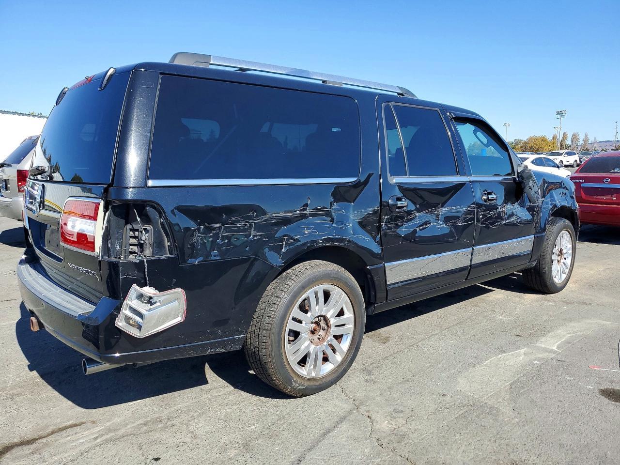 2011 Lincoln Navigator - Фото 3