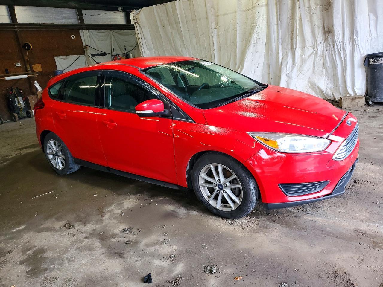 2017 Ford Focus Se - Image 4