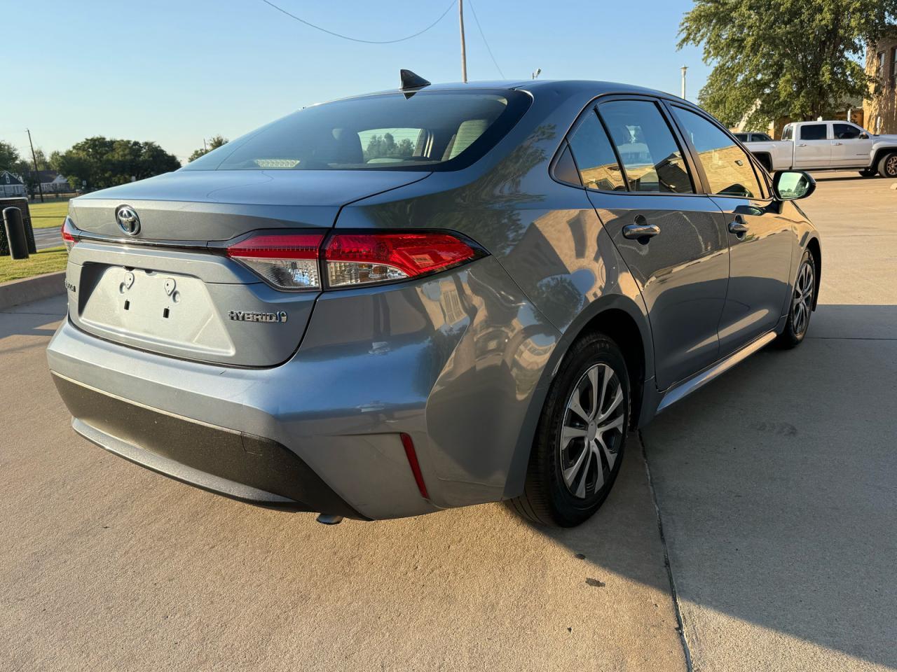 2022 Toyota Corolla Le - Image 4