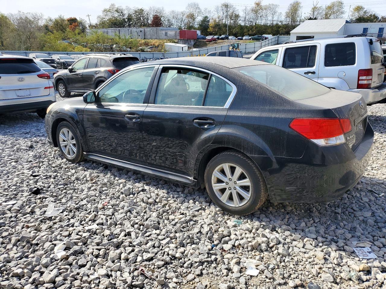 2010 Subaru Legacy 2.5I Premium - Фото 2