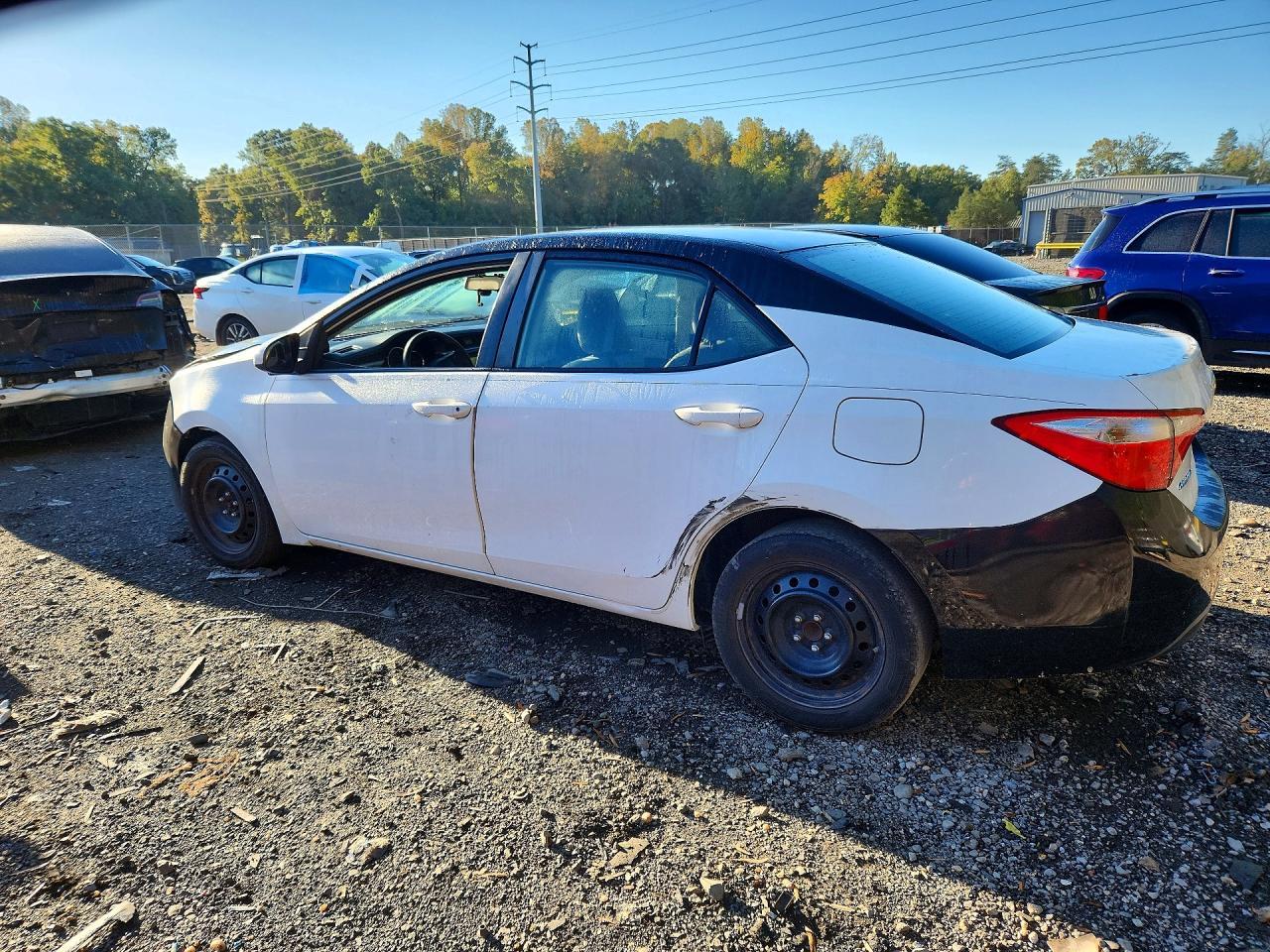 2015 Toyota Corolla Le - Фото 2