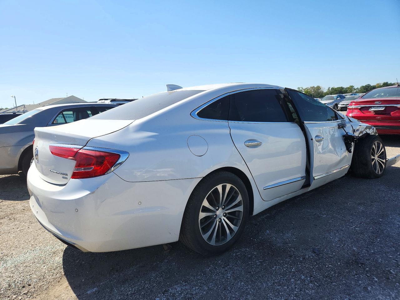 2019 Buick Lacrosse Premium - Image 3