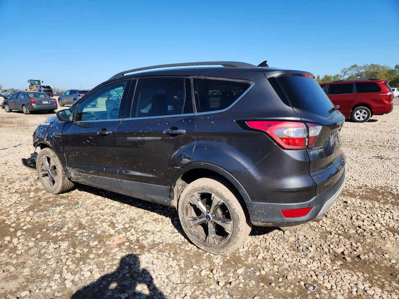 2018 Ford Escape Sel - Image 2