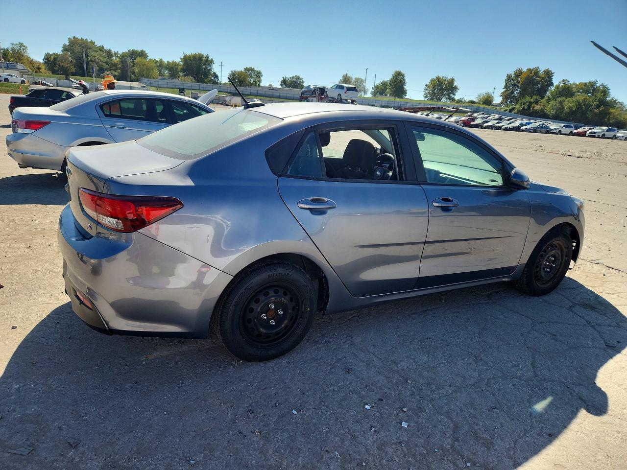 2020 Kia Rio S - Image 3