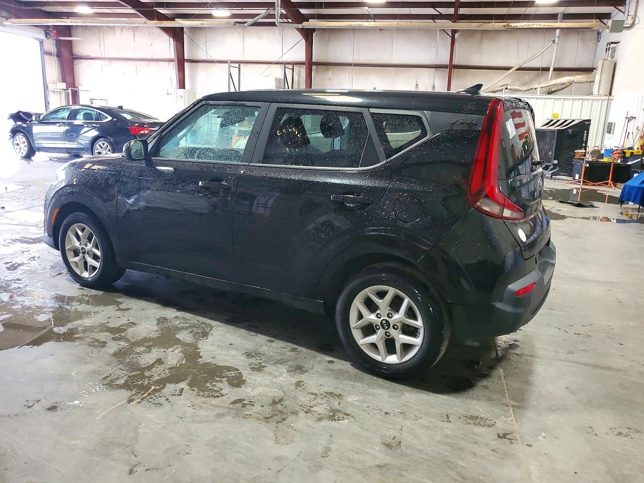 2020 Kia Soul S - Фото 2