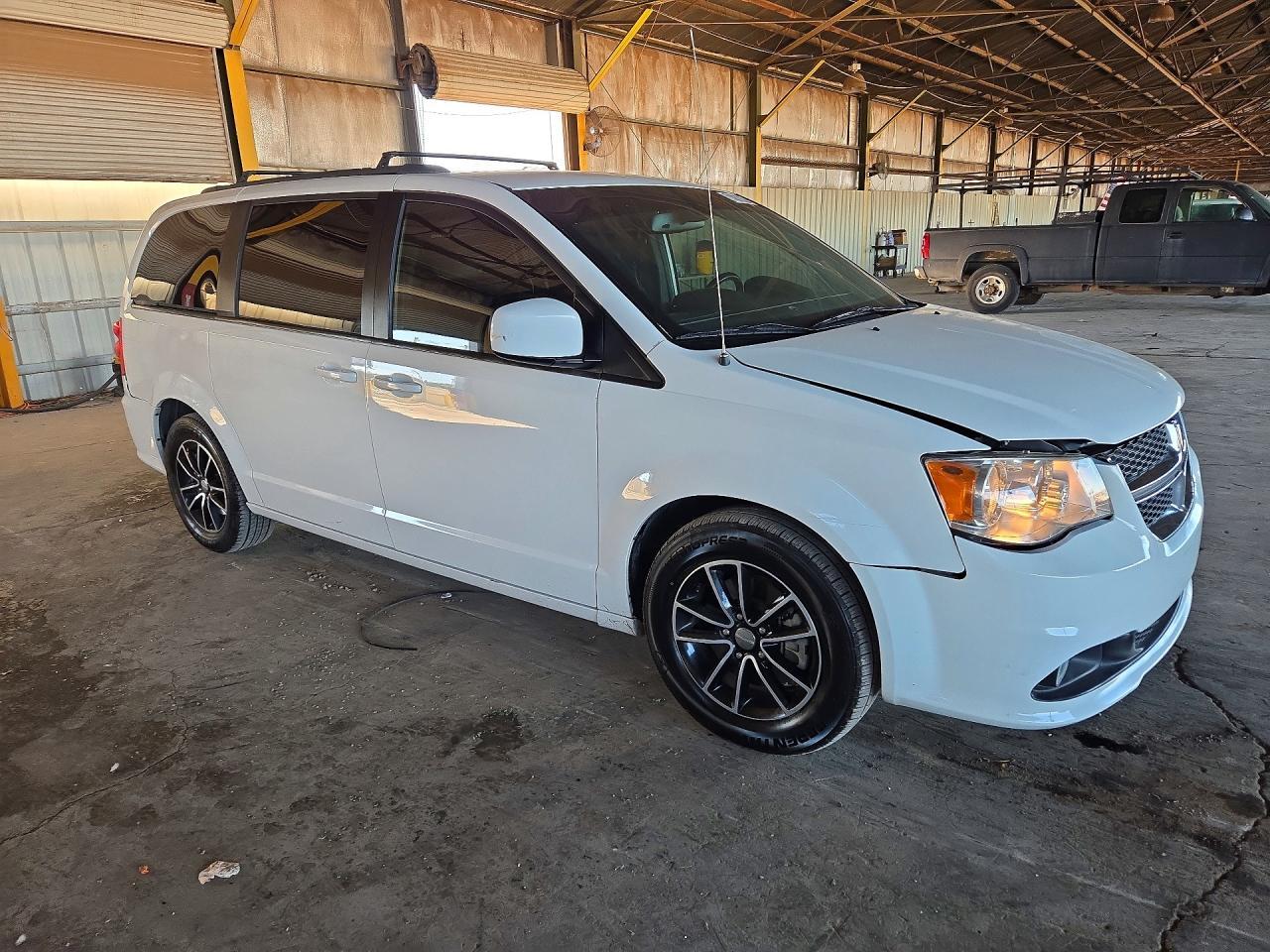 2019 Dodge Grand Caravan Gt - Фото 4