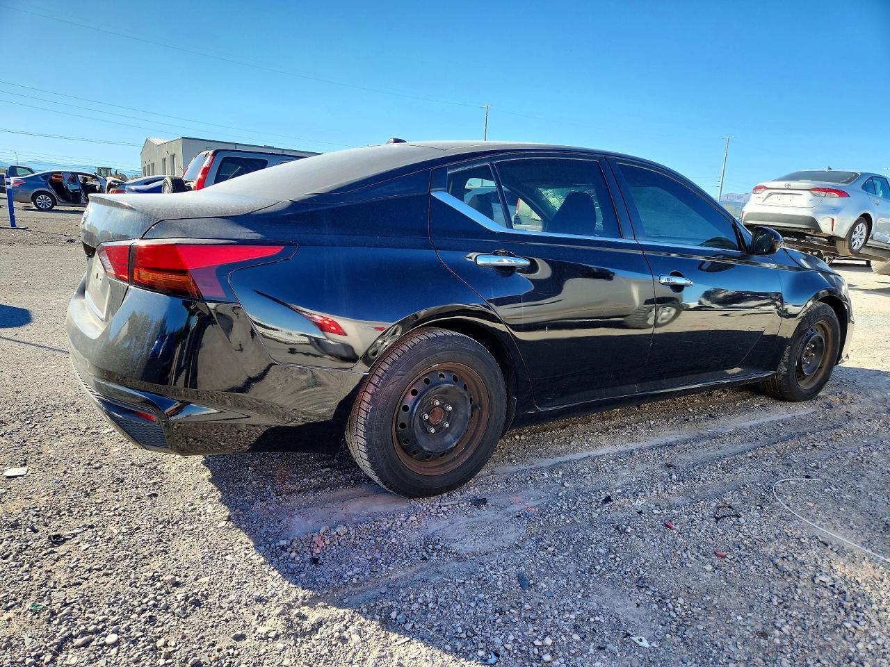 2020 Nissan Altima S - Image 3