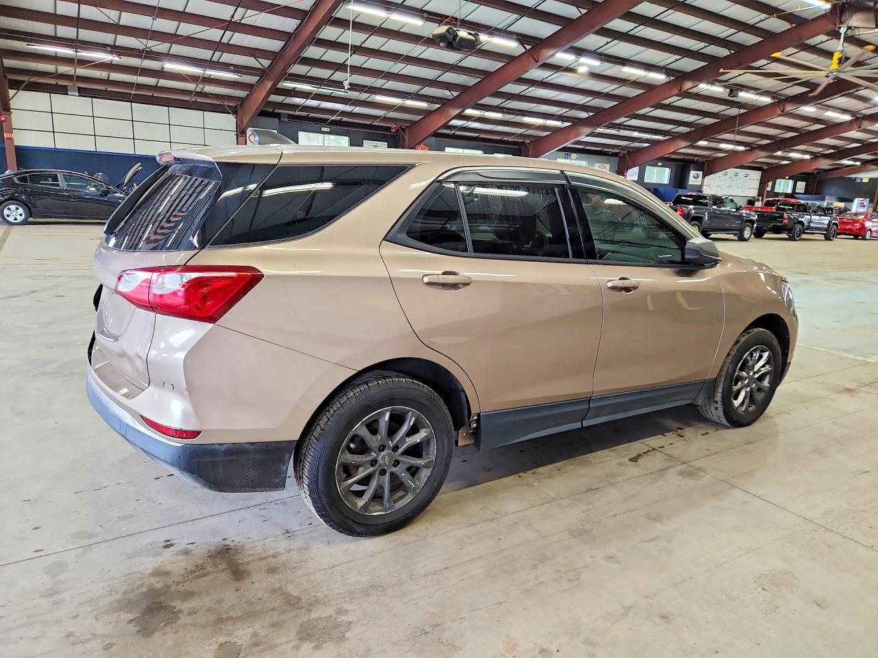 2018 Chevrolet Equinox Ls - Image 3