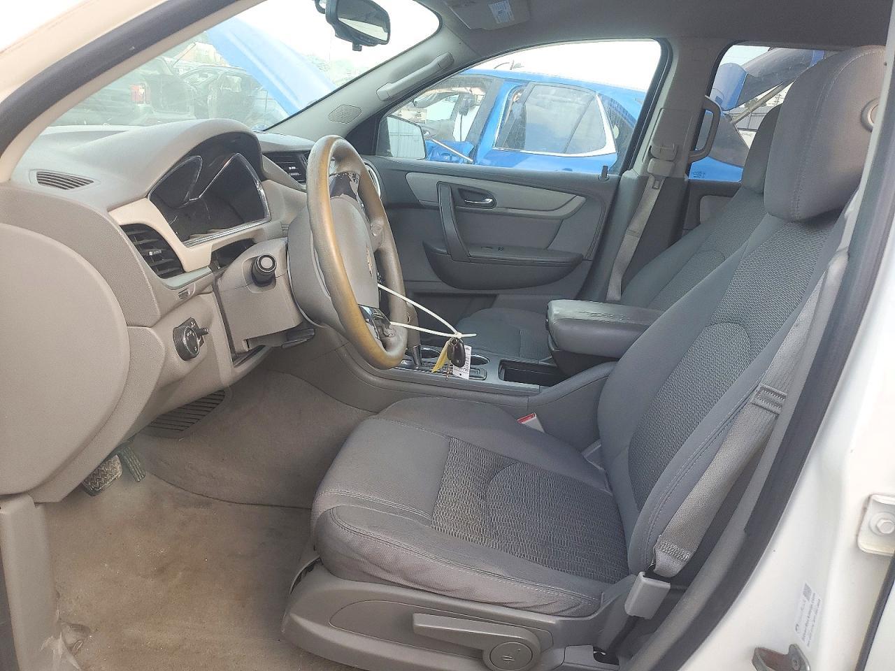 2013 Chevrolet Traverse Ls - Image 7