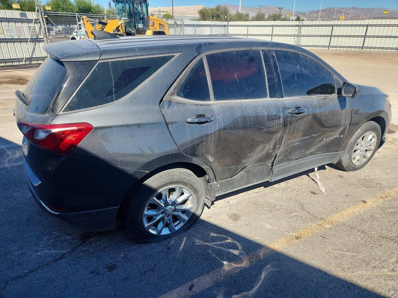 2018 Chevrolet Equinox Ls - Фото 3