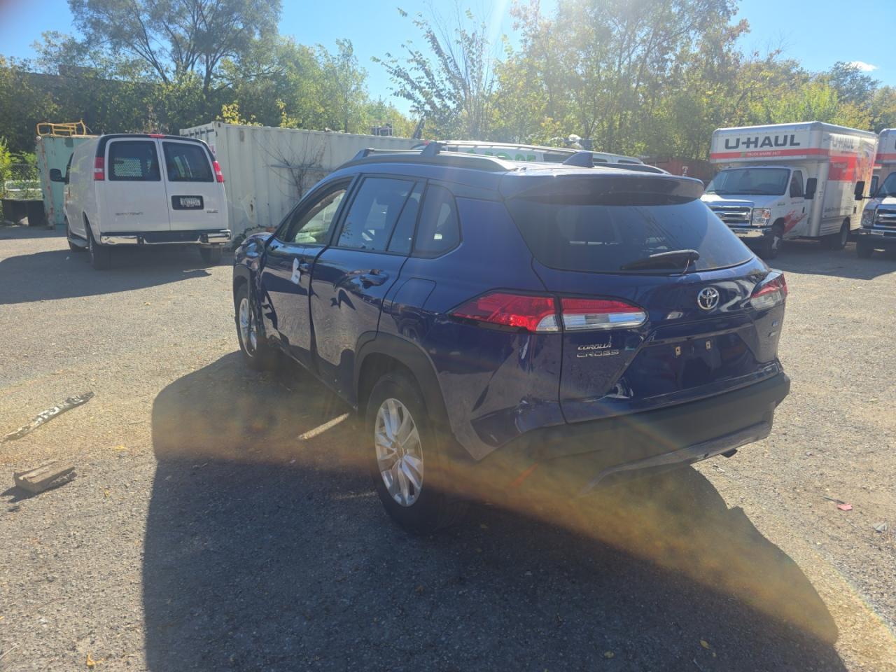2023 Toyota Corolla Cross Le - Image 3