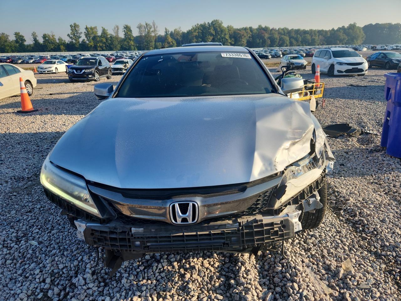 2017 Honda Accord Touring - Image 5