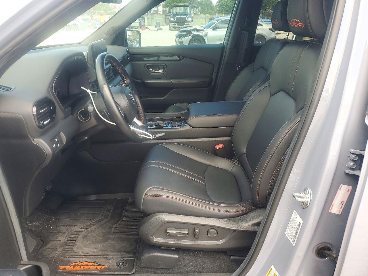 2025 Honda Pilot Trailsport - Image 7