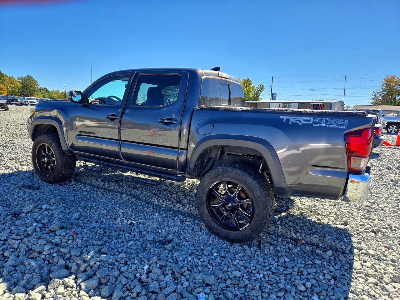 2018 Toyota Tacoma Trd Off-Road - Фото 2