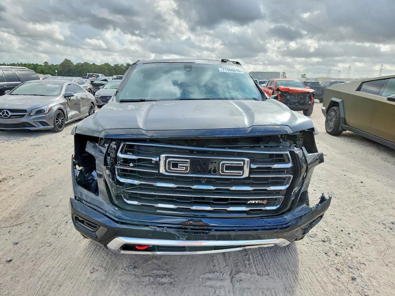 2026 GMC Yukon At4 - Фото 5