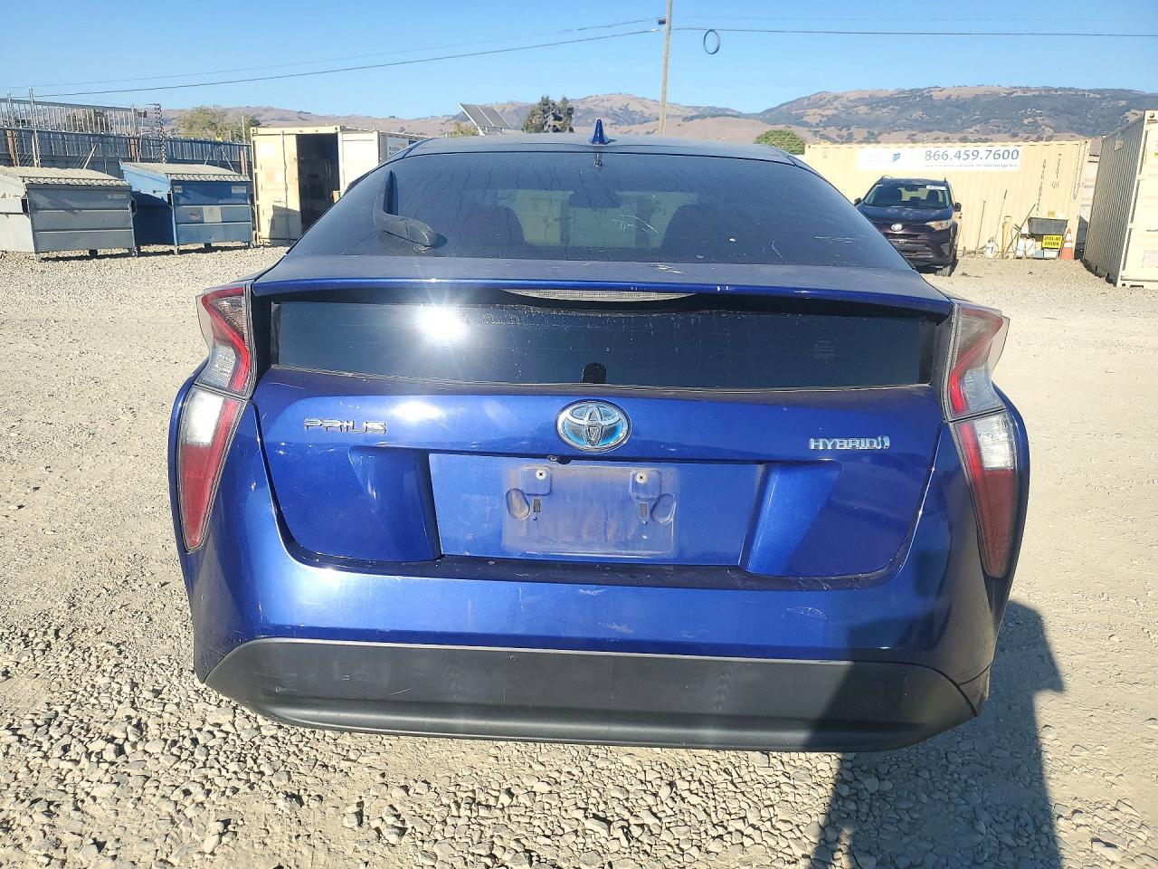 2016 Toyota Prius Two - Image 6