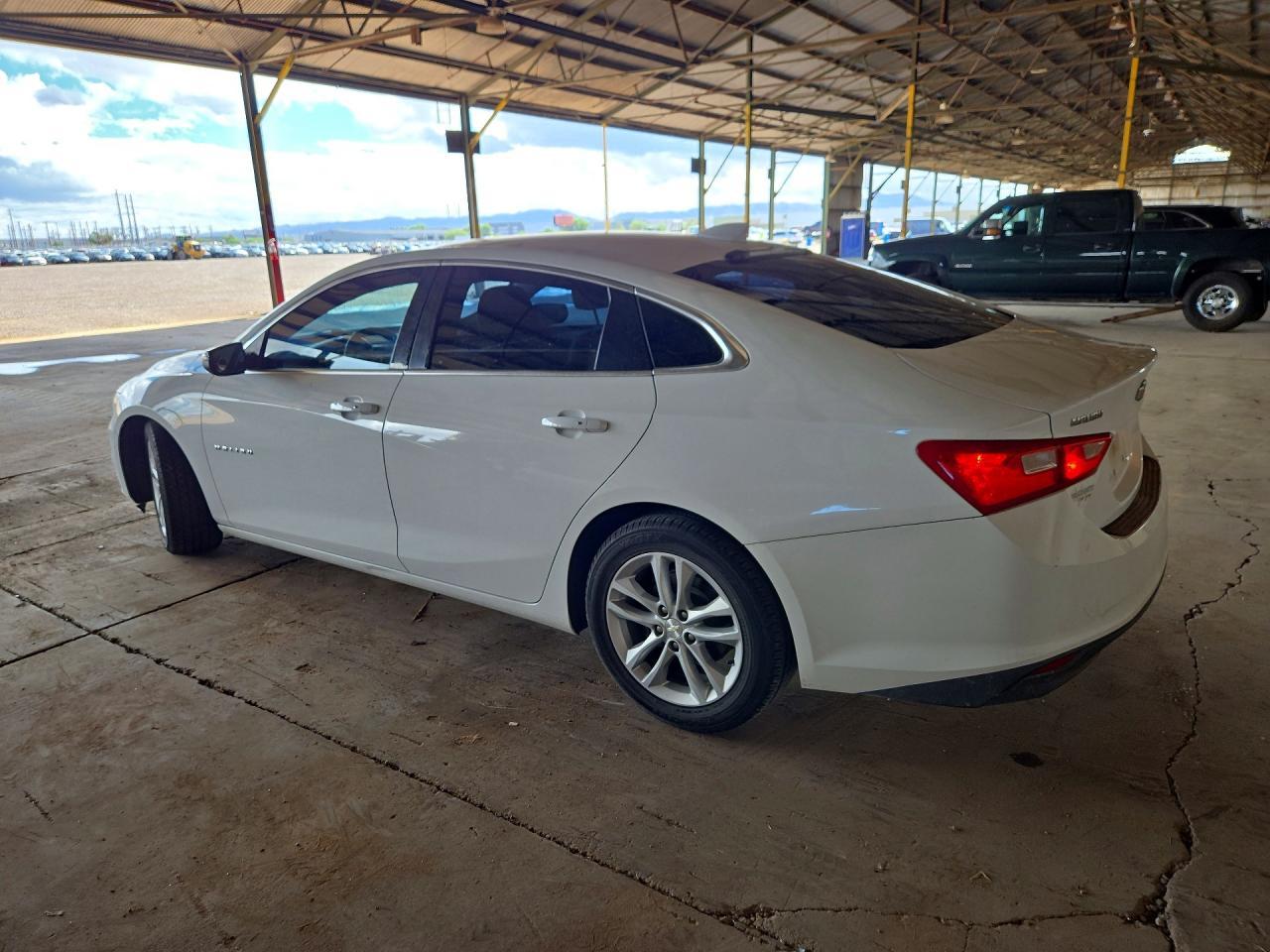 2016 Chevrolet Malibu Lt - Фото 2