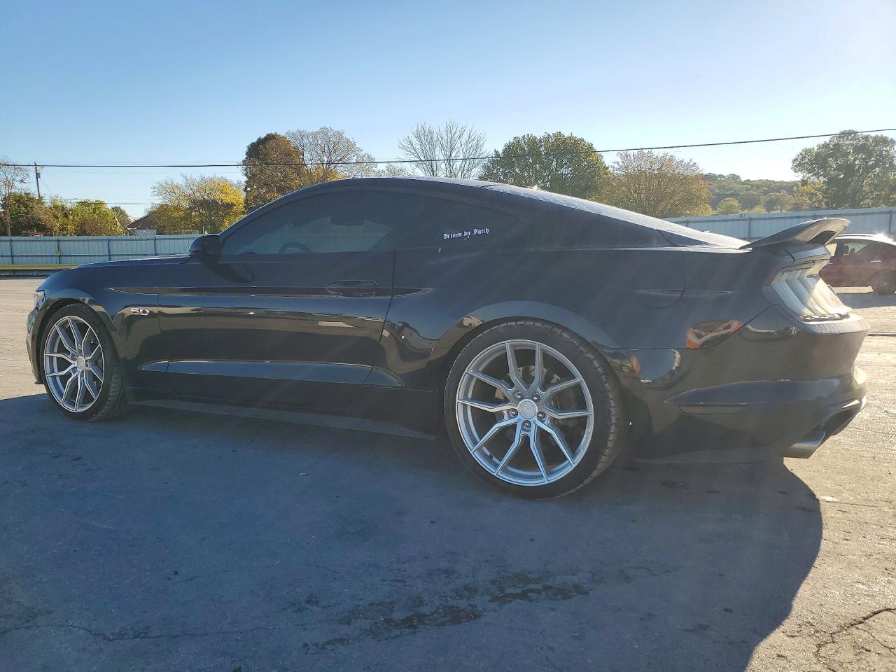 2017 Ford Mustang Gt - Image 2