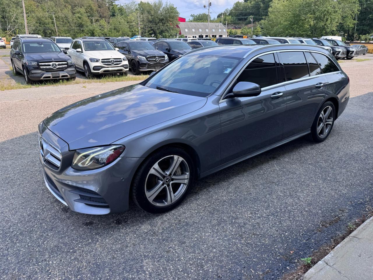 2017 Mercedes-Benz E 400 4Matic - Image 2