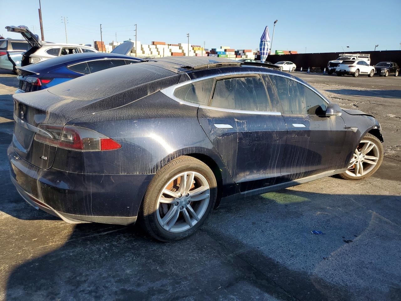 2014 Tesla Model S - Image 3