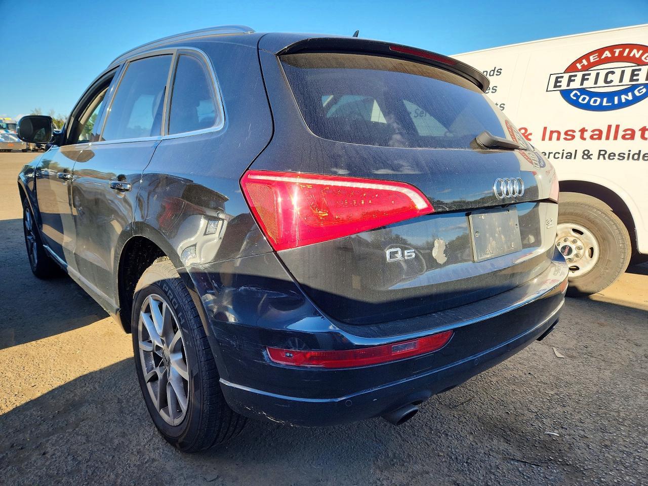 2010 Audi Q5 Premium Plus - Фото 2