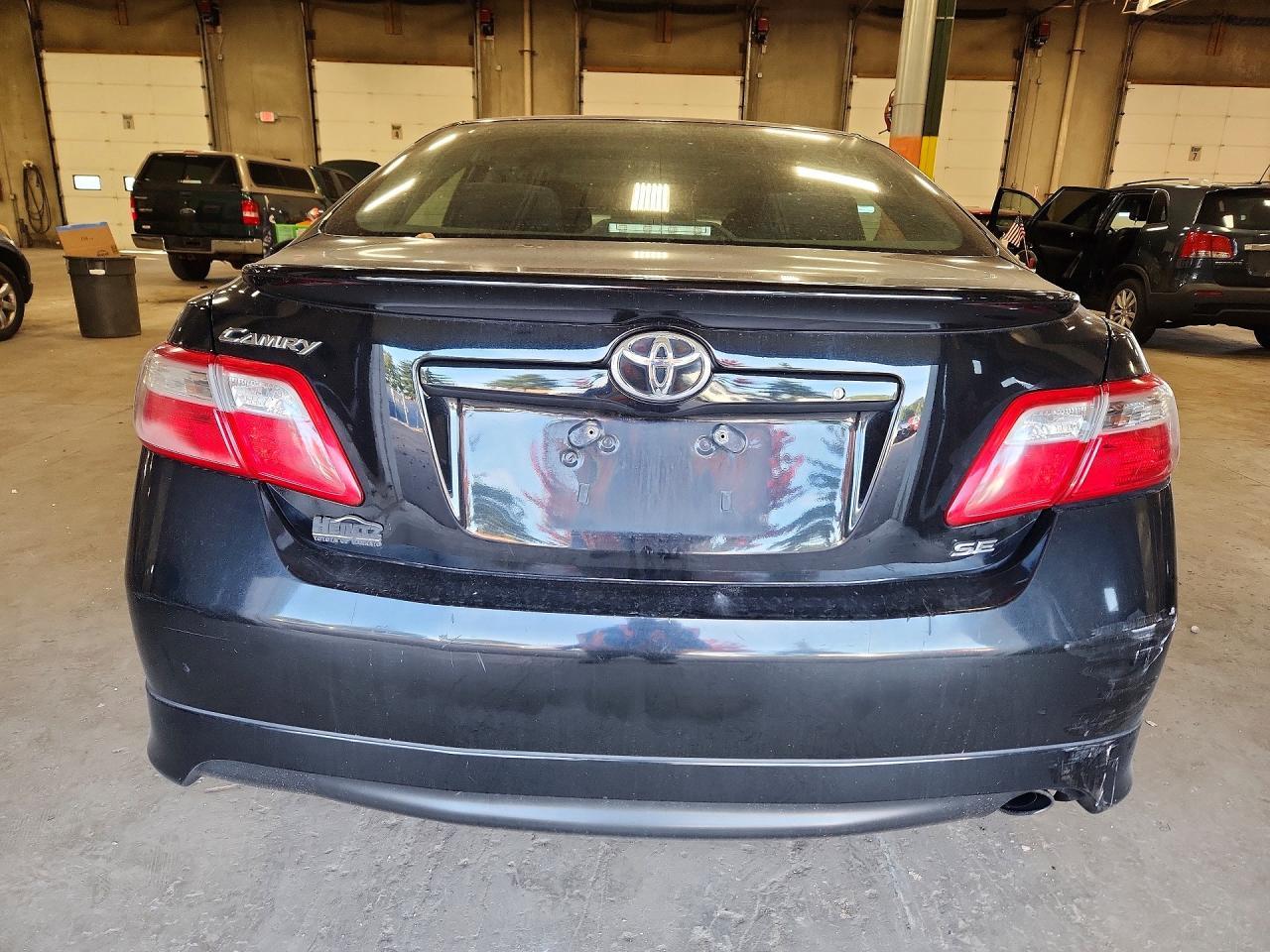 2007 Toyota Camry Se - Фото 6