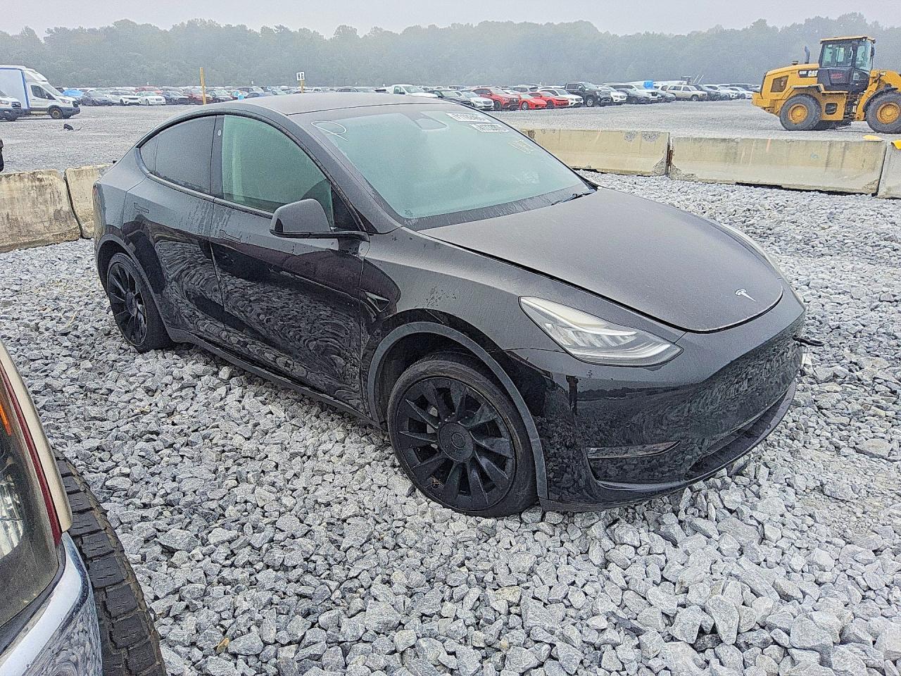 2022 Tesla Model Y - Image 4