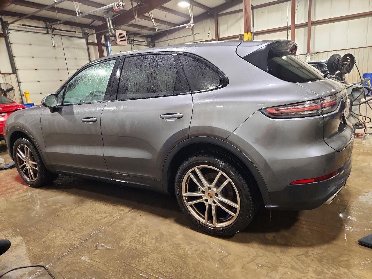 2021 Porsche Cayenne - Image 2