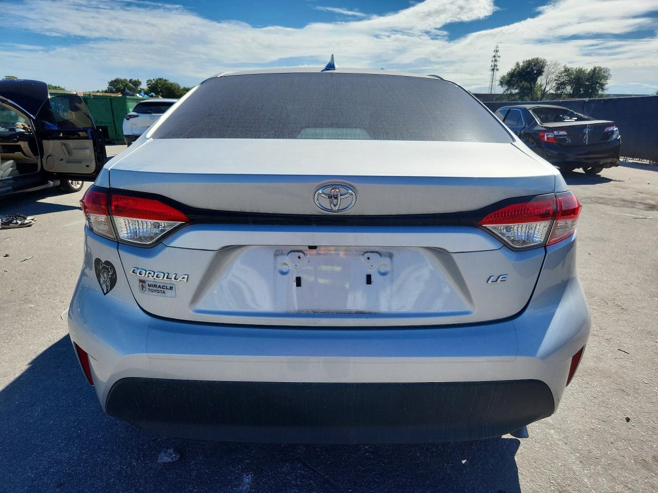 2025 Toyota Corolla Le - Фото 6