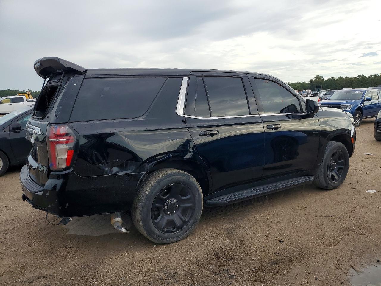 2021 Chevrolet Tahoe K1500 - Image 3