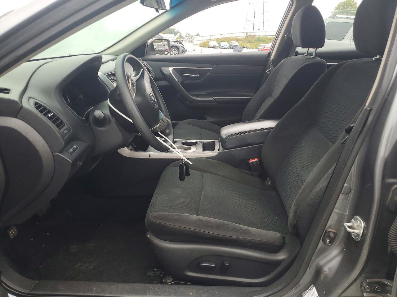 2015 Nissan Altima 2.5 S - Фото 7