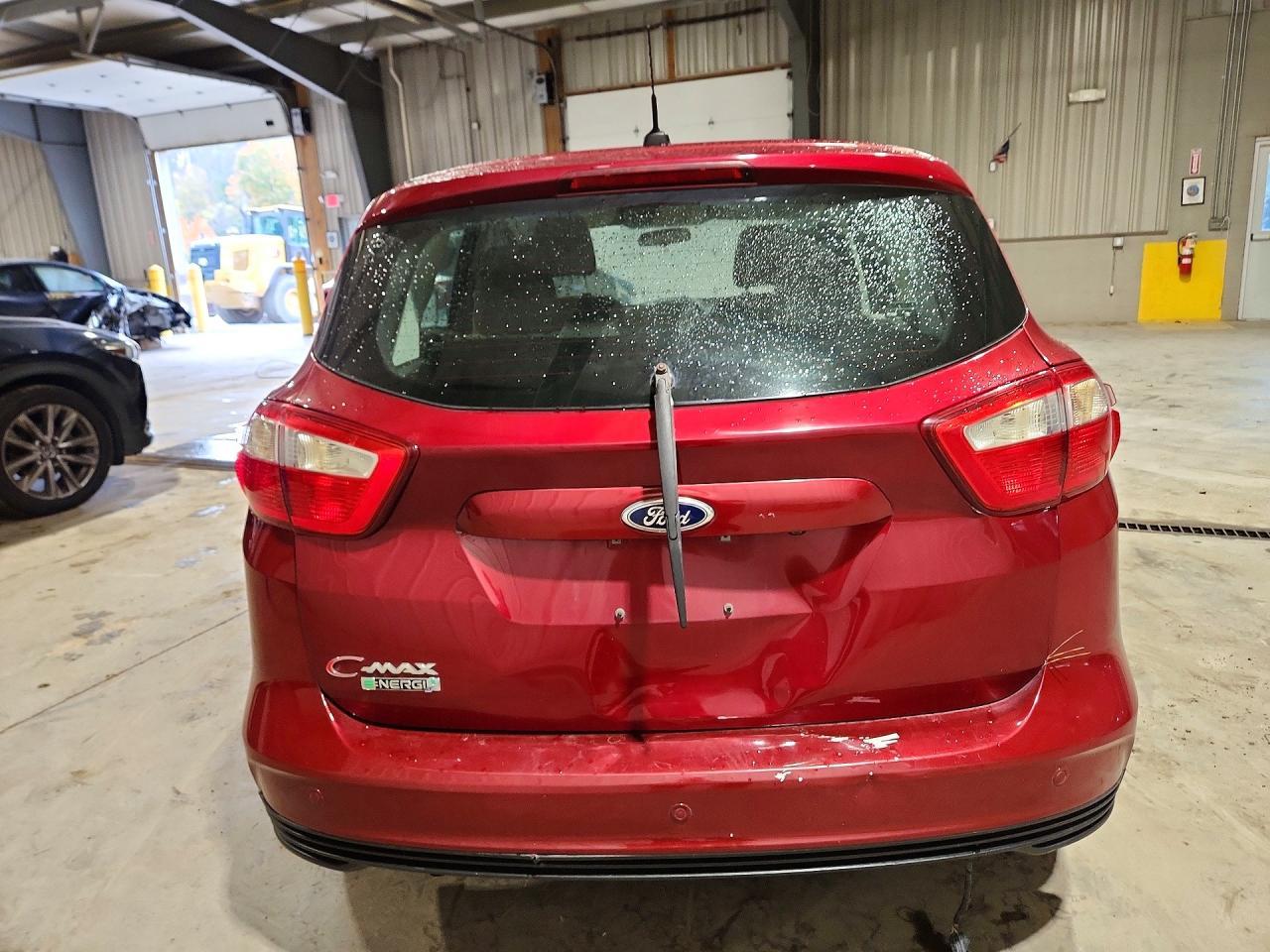 2013 Ford C-Max Se - Фото 6