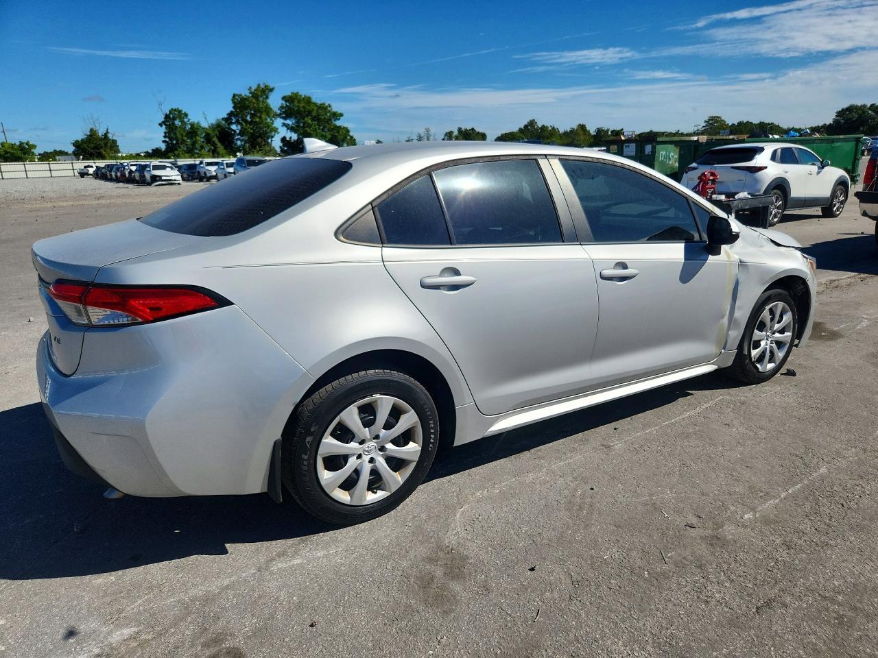 2025 Toyota Corolla Le - Фото 3