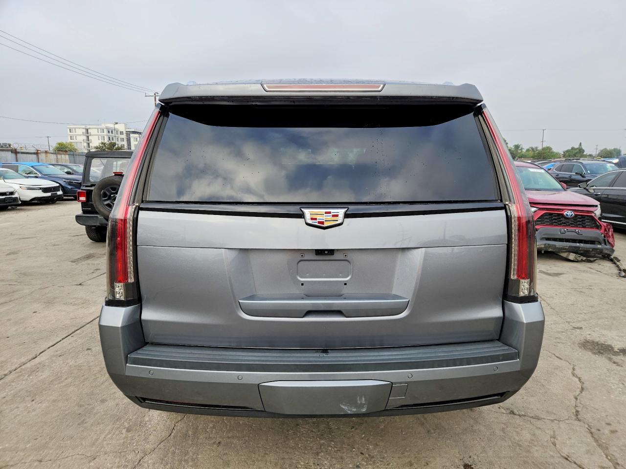 2020 Cadillac Escalade Luxury - Фото 6