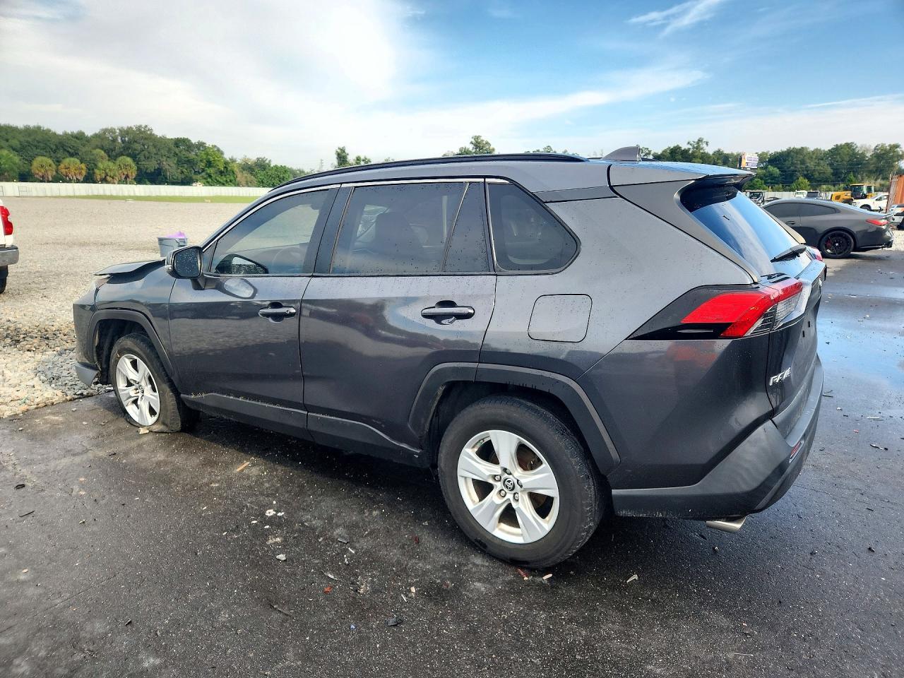 2019 Toyota Rav4 Xle - Фото 2