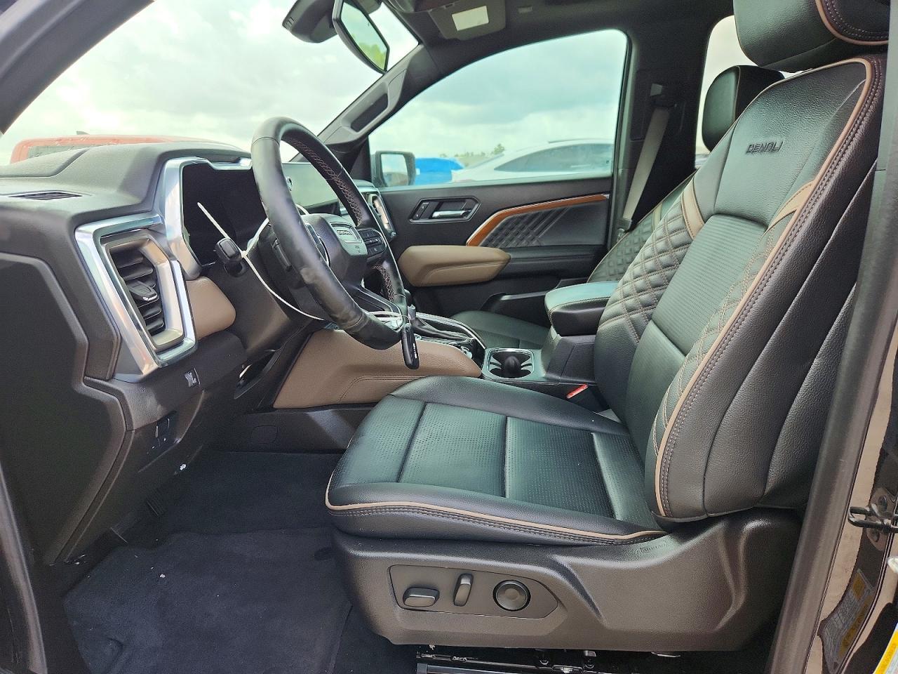 2025 GMC Canyon Denali - Фото 7