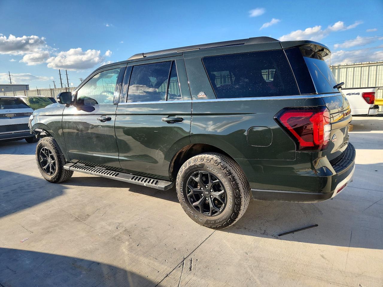 2022 Ford Expedition Timberline - Фото 2
