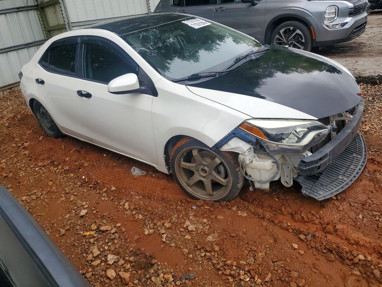 2016 Toyota Corolla Le - Фото 4